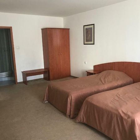 Family Hotel Odessa セヴリエヴォ エクステリア 写真