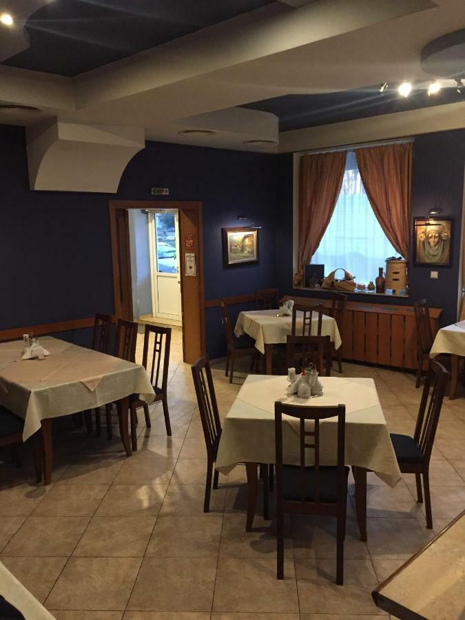 Family Hotel Odessa セヴリエヴォ エクステリア 写真