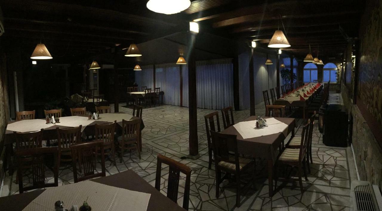 Family Hotel Odessa セヴリエヴォ エクステリア 写真