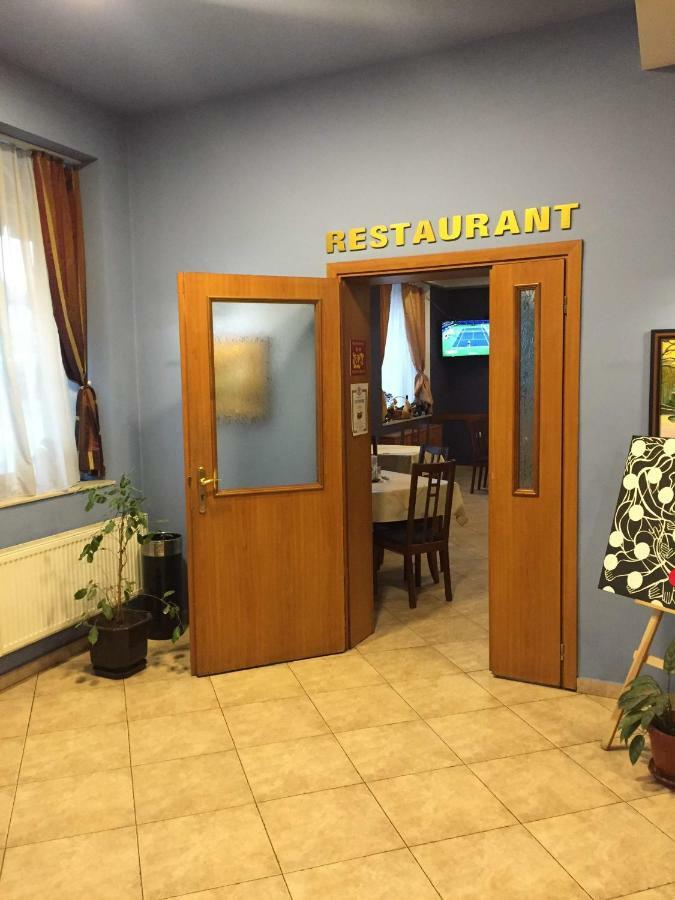 Family Hotel Odessa セヴリエヴォ エクステリア 写真